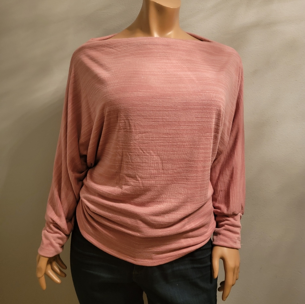 Versatile On/Off Shoulder Top